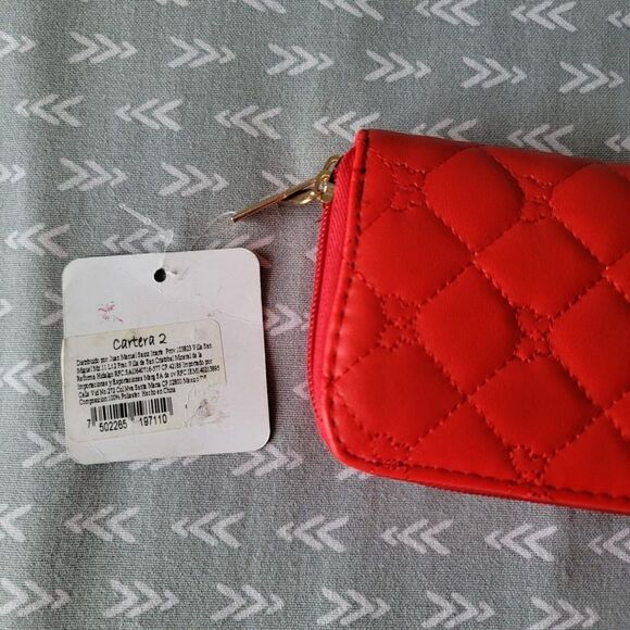 Shu, Chic Butterfly Quilted Red Wallet - OS - Picture 4 of 4